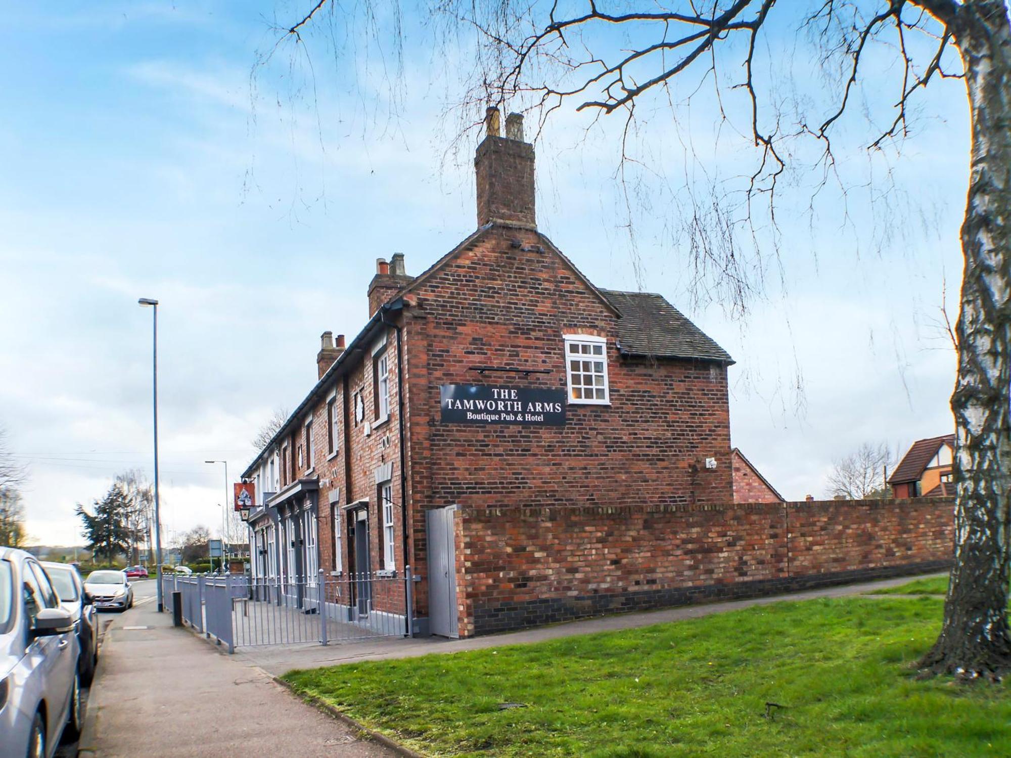 Arms Tamworth